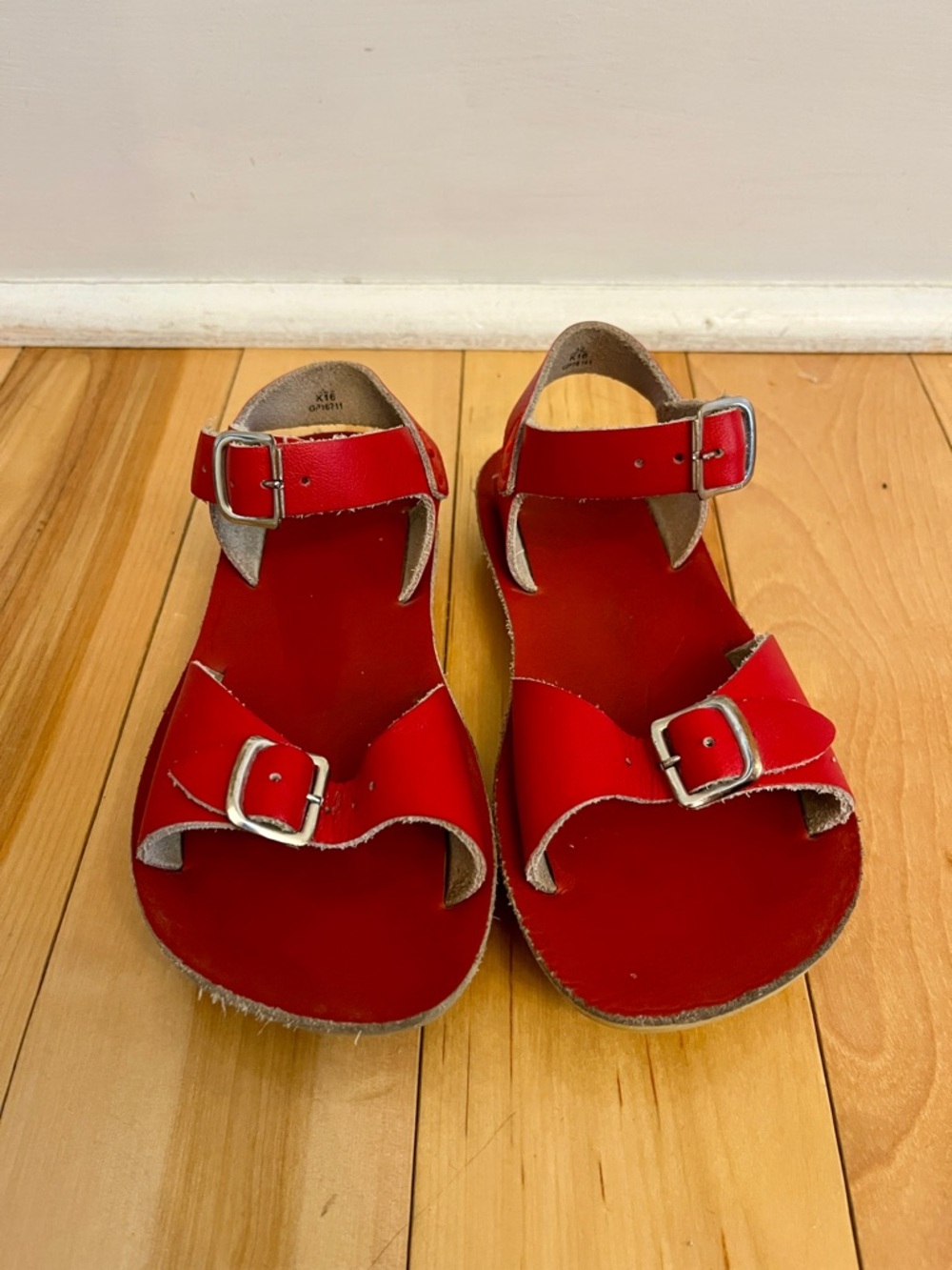 Kids Red Salt Water Sandals size 10